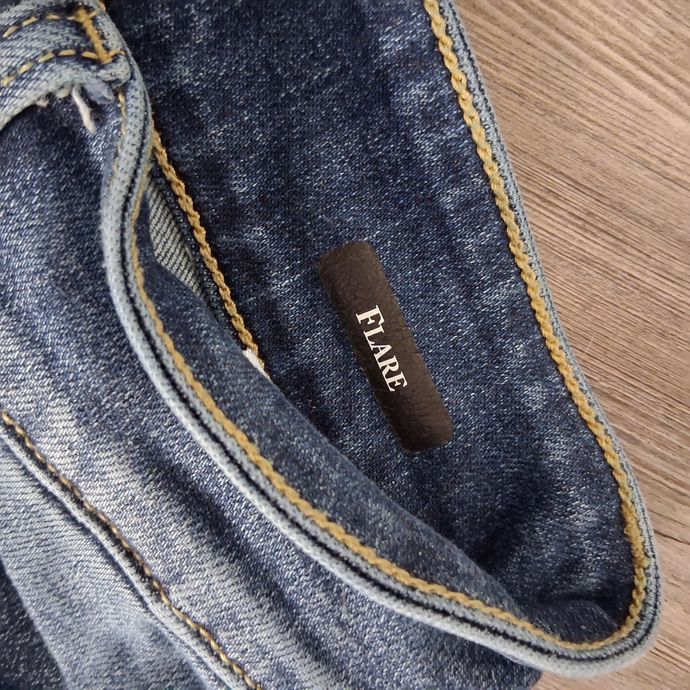 Judy Blue Women's Flare Jeans - Picture 6 of 7